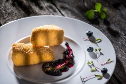 Brie pane cu sos de afine - fără garnitură image