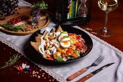 Seafood Caesar salad image