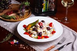 Spicy salad image