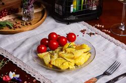 Cartofi la cuptor cu unt și rozmarin image