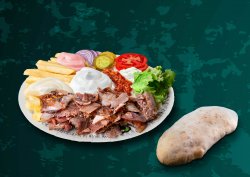 Gyros la farfurie mediu vitel & purcel & berbecut image