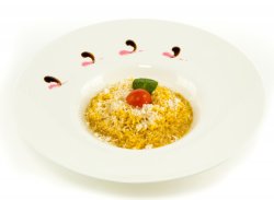 Risotto milanese image