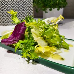 Mix de salată și dressing de lămâie image