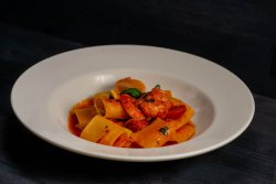 Paccheri aglio, olio with shrimps 340g image