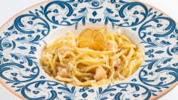 Spaghetti “Cacio e Pepe” with Shrimp and Lemon image