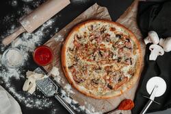 Smely Bacon Pizza Party image