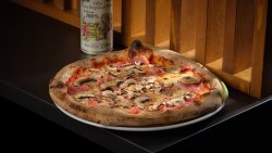 Prosciutto funghi image