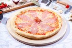 Pizza Prosciuto Crudo image