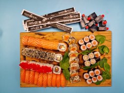 Sushi platter for four  image