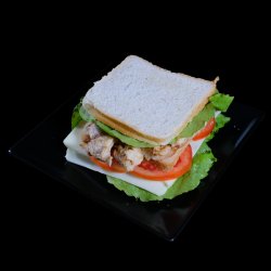 Sandwich cu piept de pui image