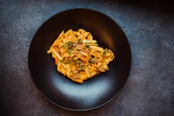 Beef tagliatelle image
