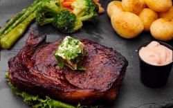 Beef steak & veggie image