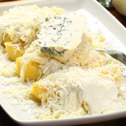 Mămăliguță cu brânzeturi fine și smântână image