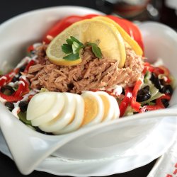 Salată de ton Nicoise image