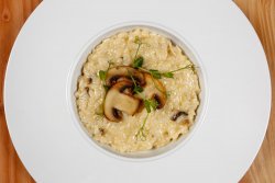 Risotto cu hribi și trufe image