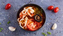Tom Yum cu fructe de mare image