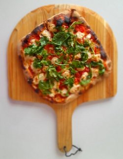 Pizza margerita image