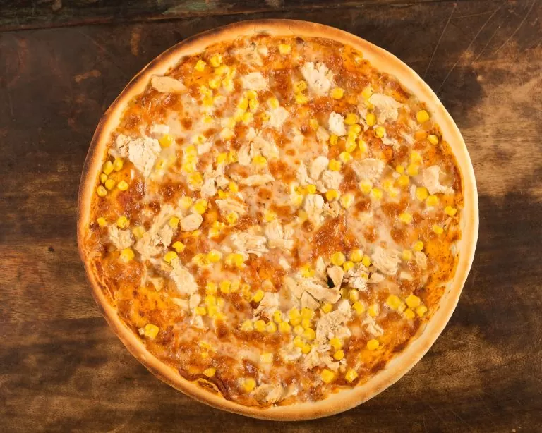 Pizza con pollo image