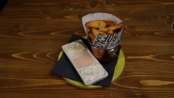 Frites belgiques cu 3 sosuri homemade/  Frites belgiques with 3 homemade sauces (200 g) image