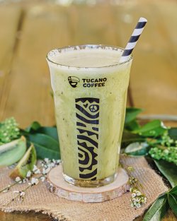 Bora bora Smoothie cu mix de fructe image