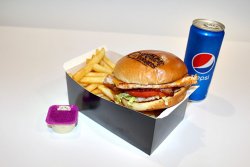 Grill Chicken Sandwich Deluxe Meniu image