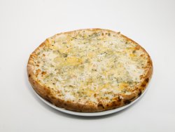 Pizza Quattro Formaggi 30Ø cm image