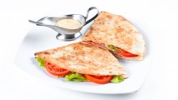 Piadină Salame picante image