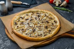 1+1| Pizza Funghi image