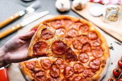 1 + 1 | Pizza Lux image