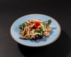 Salata de pui crispy image