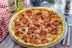 Pizza Canibale image