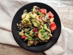 Grill de legume cu dressing aromat 250g image