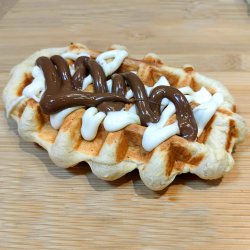 Liege Waffle Nutella și ciocolată albă image