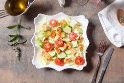 Salată de pui  image
