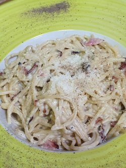 Spaghete Carbonara image