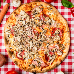 12. Pizza Prosciutto Funghi Salami mică image