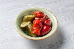 Salată de murături asortate image