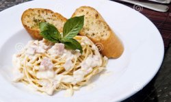 Spaghetti garlic carbonara-300g image