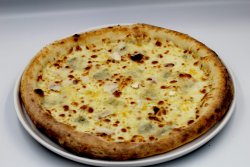 20% reducere: Pizza Quattro Formaggi image