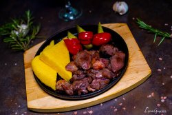 Pastramă oaie la ceaun image