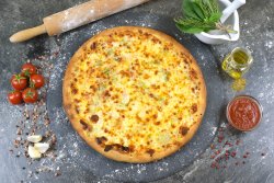 Pizza Quattro Formaggi image