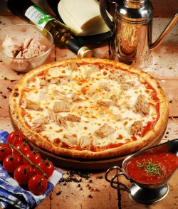 Pizza Tonno 30 cm. image