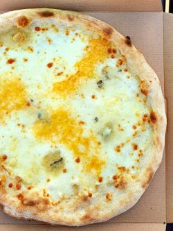 Quattro formaggi image