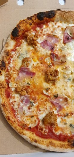 Pizza Salsiccia rossa image