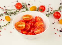 Salată roșii cherry image
