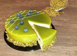 Tort fistic image