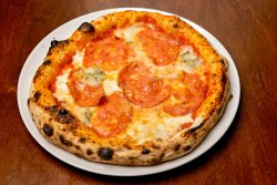 Salami Piccante e Gorgonzola image