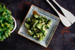 Wok-fried broccoli image