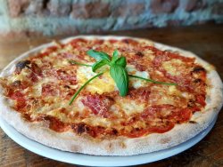Pizza Carbonara image