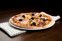 Pizza Casei 1+1 Medie image